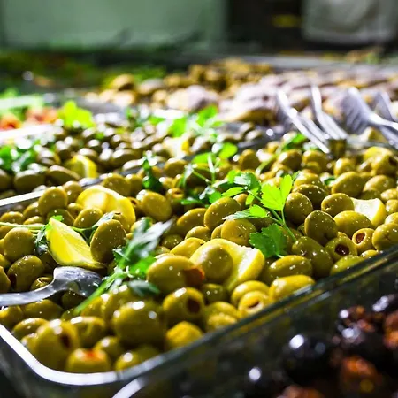 מלון Kurban 3*